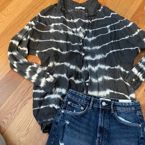 Linen Button up size Large - Picture 4 of 7